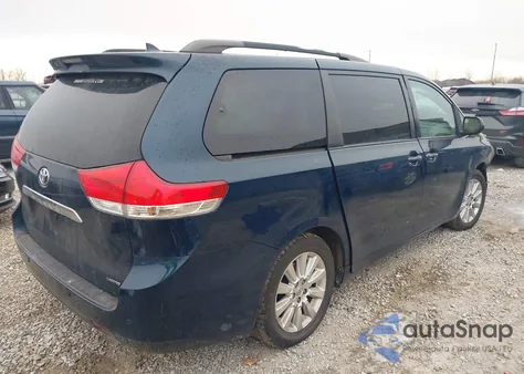 2012 Toyota Sienna Limited V6 7 Passenger z USA, uszkodzony, nr VIN 5TDYK3DC9CS265634